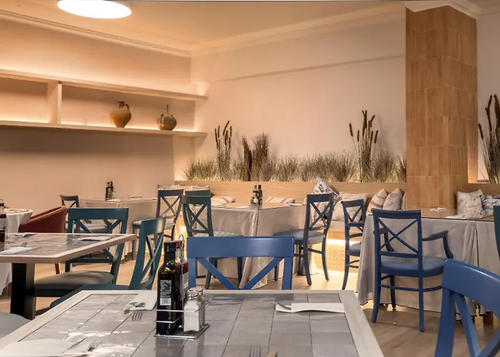 Hotel Montjoi by Brava Hoteles